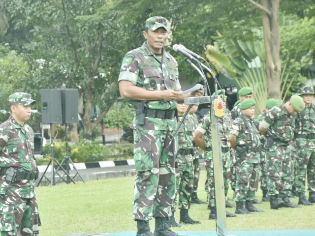 Danrindam Jaya Resmi Buka Latihan Berganda Siswa Dikmaba TNI AD TA. 2022