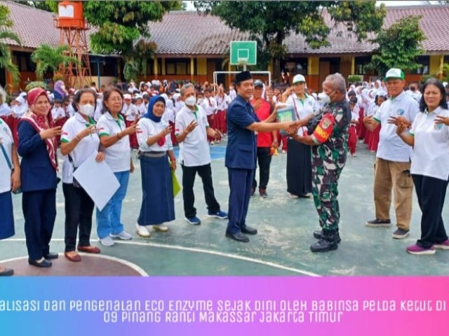 Kenalkan Eco Enzyme Sejak Dini Oleh Babinsa Koramil Kramatjati