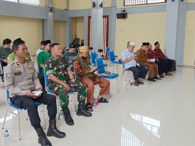 Pelda Zulkifli Bersama Muspika Cisauk Hadiri Sosialisasi Pengelolaan Zakat