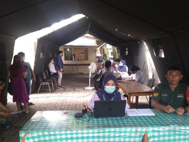 Serbuan Vaksinasi Koramil 01/Tamansari Vaksin 89 Orang Warga