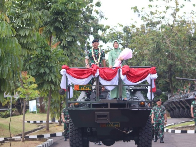 Kunjungan Kerja Danbrigkav 1/LA Ke Batalyon Kavaleri 7/PS