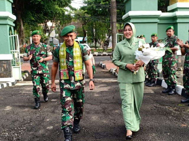 Kodim 0505/Jakarta Timur Gelar Tradisi Penyambutan Dandim Baru