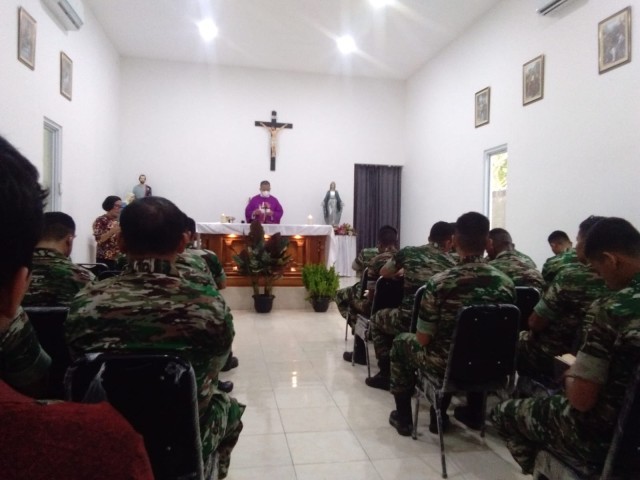 Jalan Salib dan Misa syukur Prajurit TNI dan PNS Jajaran Kodam Jaya