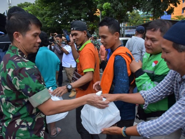 Kodim 0501/JP Laksanakan Baksos Ramadhan di Dua Tempat Berbeda