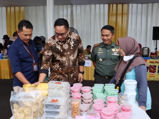 PT Bukit Asam Gelar Bazar Sembako Murah di Kodim Jakarta Selatan