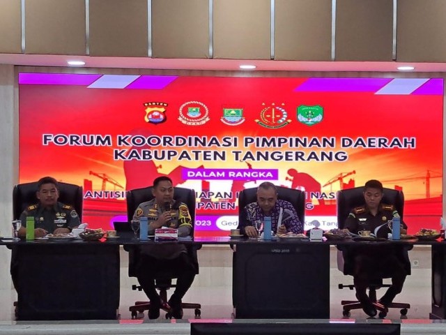 Pasi Intel kodim 0510/Tigaraksa hadiri Rapat bersama FORKOPIMDA Kabupaten Tangerang