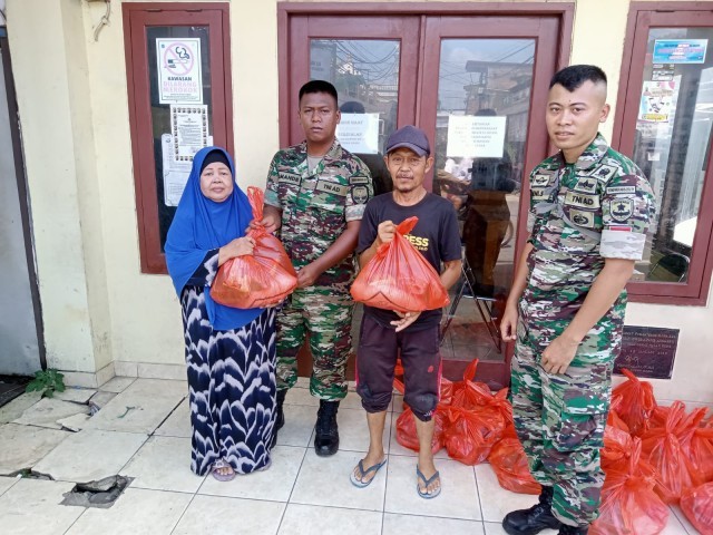 Batalyon Infanteri Mekanis 201/Jaya Yudha Melaksanakan Jumat Berkah