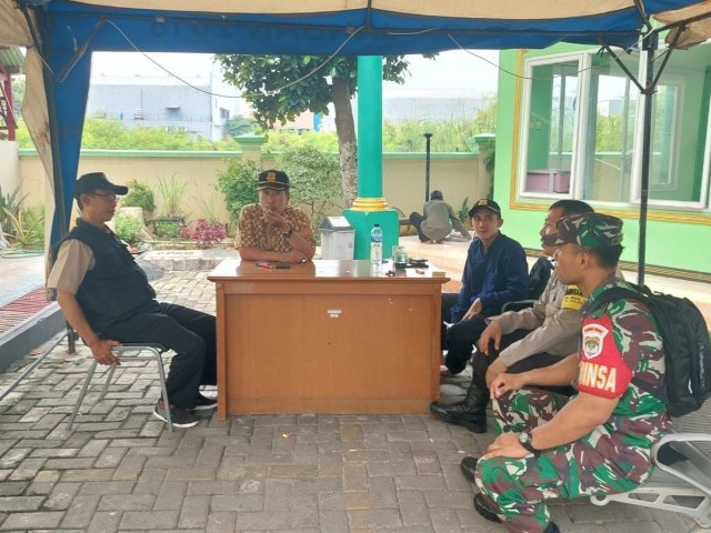 BERIKAN WAWASAN KEBANGSAAN, BABINSA BERSAMA BINMAS KOMSOS DENGAN LMK DAN FKDM KALIDERES