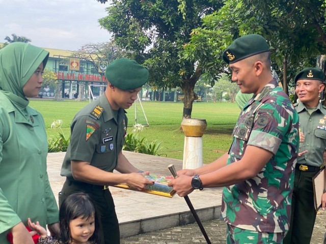 Upacara Pelantikan Komandan Kompi dan Korp Raport Pindah Satuan