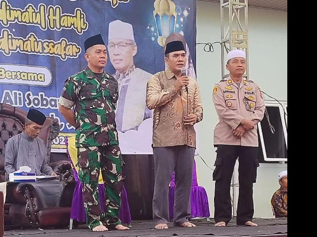 Berbagi Kebahagiaan, Danramil 07/Kresek Bersama Tiga Pilar Santuni Anak Yatim Dan Dhuafa