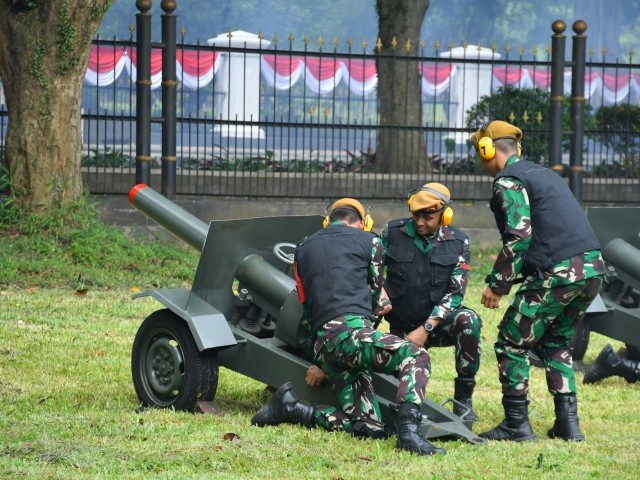 Penembakan Kehormatan Batalyon Armed 7/Biringgalih