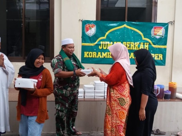 Jum'at Berkah Koramil 02/Batuceper