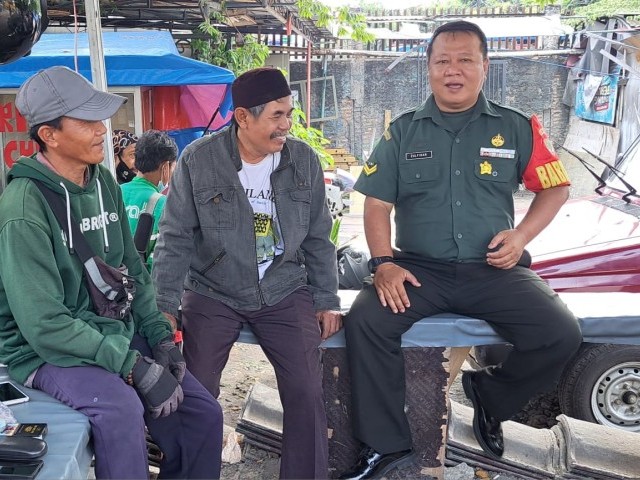 JAGA KEAMANAN WILAYAH BINAAN, BABINSA KOMSOS AJAK WARGA BINAAN MENJAGA KEAMANAN WILAYAH BINAAN KORAMIL 06/KD KODIM 0503/JB
