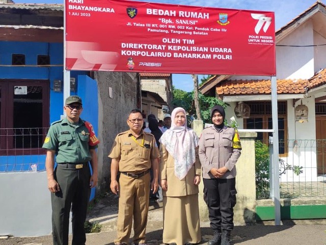 Solidnya Sinergitas, Babinsa Koramil 08/Pml Bersama Tiga Pilar Bedah RTLH Di HUT Bhayangkara Ke 77