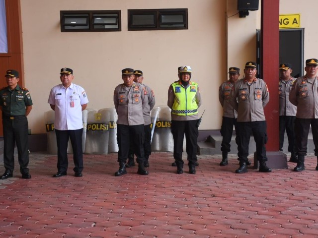 Dandim 0501/JP Hadiri Apel Ketua Satuan Keamanan Lingkungan (Satkamling)