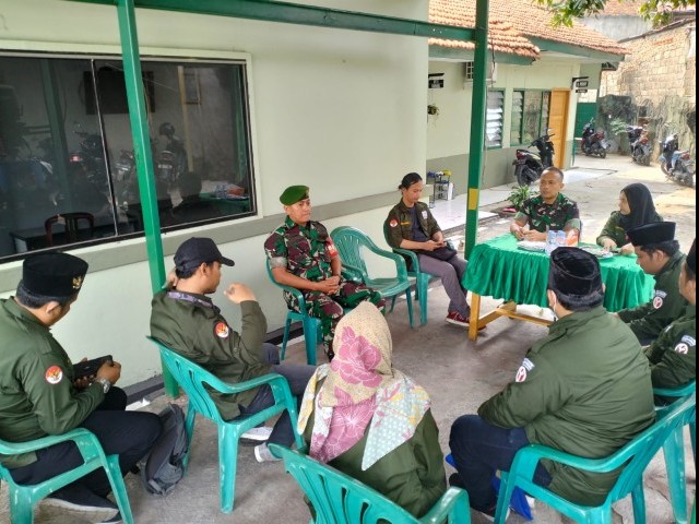 Danramil 04/Cengkareng Terima Kunjungan Ketua Panwas Kecamatan Cengkareng