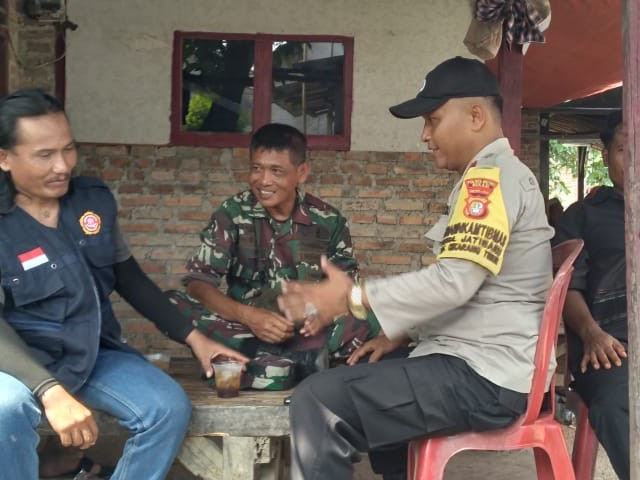 Tingkatkan Siskamling, Kampung Rawa Gebang Jadi Sasaran Babinsa