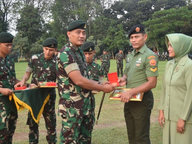 Acara Tradisi Pindah Satuan Personel Yonif Mekanis 201/JY
