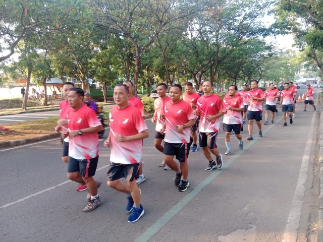 Pasi Pers Kodim 0510/Tigaraksa Pimpin Apel Pagi dan Olahraga Bersama