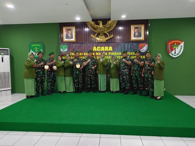 Dandim 0503/Jakarta Barat Pimpin Tradisi Korps Masuk Pindah Satuan, Wisuda Purnawira dan Serah Terima Jabatan Perwira Kodim 0503/JB