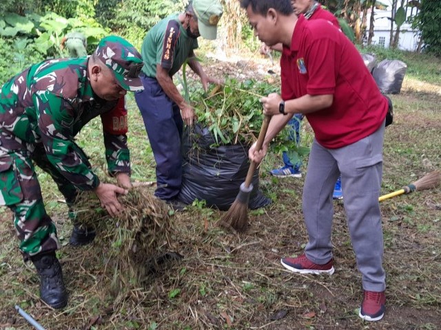 Babinsa Jati Luhur Bersama Warga Lakukan Persiapan lomba KTJ dan GKSTTJ Dengan Kegiatan K3