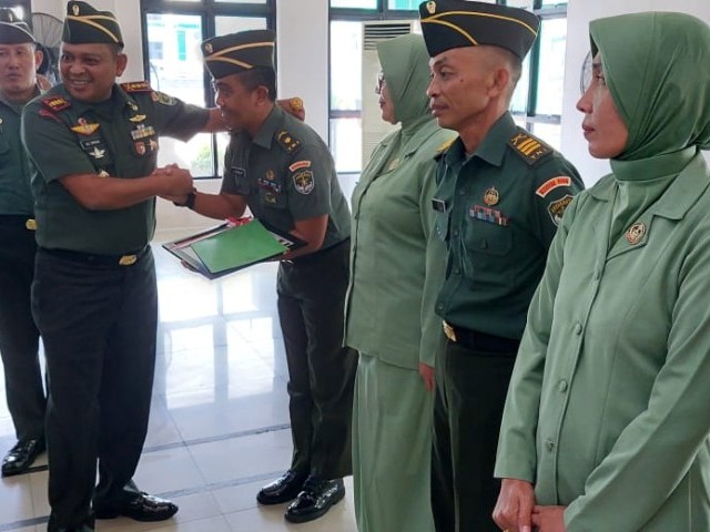 Dandim 0506/Tgr Pimpin Laporan Korps Sertijab Danramil dan Perwira Staf