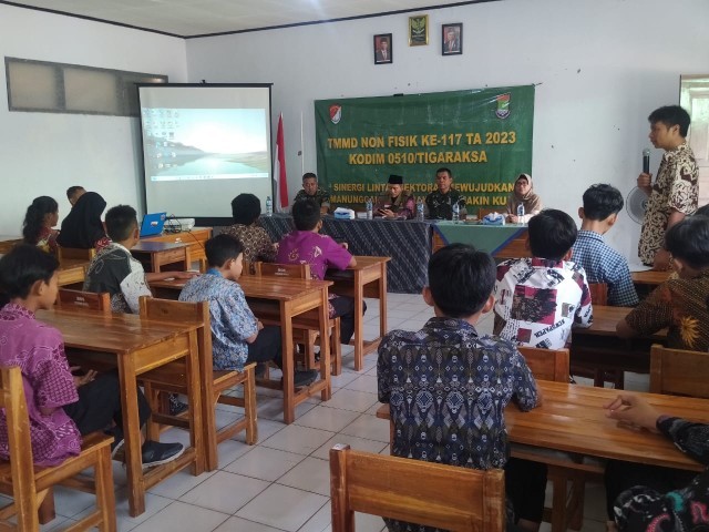 Penyuluhan Kerukunan Agama Dan Hidroponik, Target Non Fisik TMMD Ke 117 Kodim 0510/Tigaraksa Di SMP PGRI 184