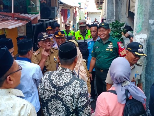 Babinsa Koramil 05/KJ Bersama Tiga Pilar Giat Peresmian Bedah Rumah di Wilayah Binaan