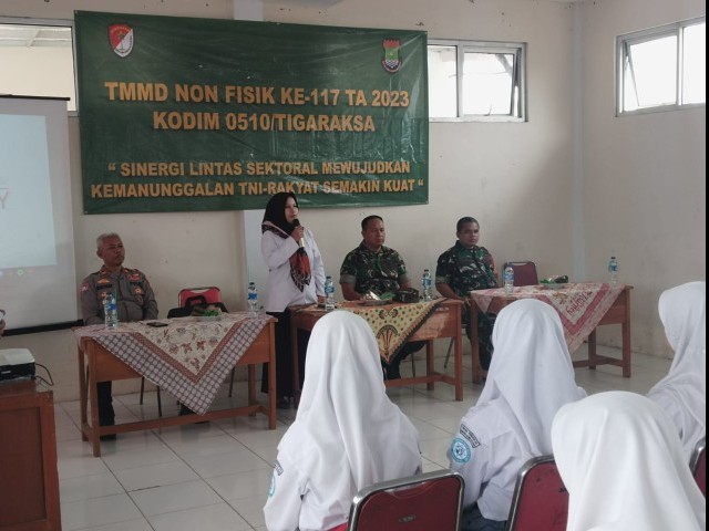 Intensifkan Non Fisik, TMMD Kodim 0510/Tigaraksa Bersama Polsek Legok Sosialisasikan Bahaya Narkoba, Kenakalan Remaja Dan Wasbang