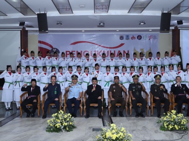 Kasdim 0505/Jakarta Timur Hadiri Pengukuhan Paskibra HUT Kemerdekaan RI Ke 78