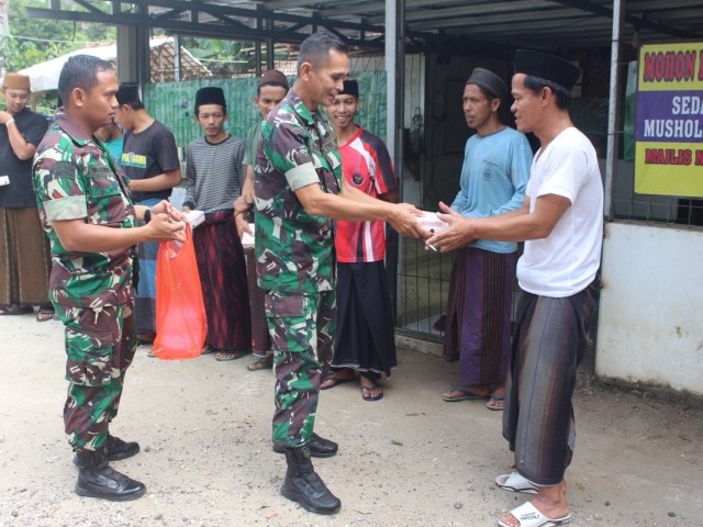 Rutin, Program Jumat Berkah Kodim 0510/Tigaraksa Sambangi Majelis Nurul Ihsan
