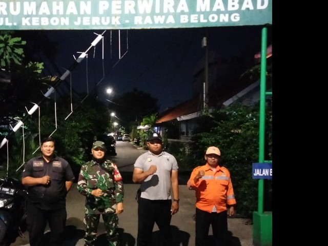 Terus Antisipasi Aksi Tawuran Remaja, Babinsa Koramil 05/KJ Bersama Mitra Jaya Patroli Wilayah Binaan