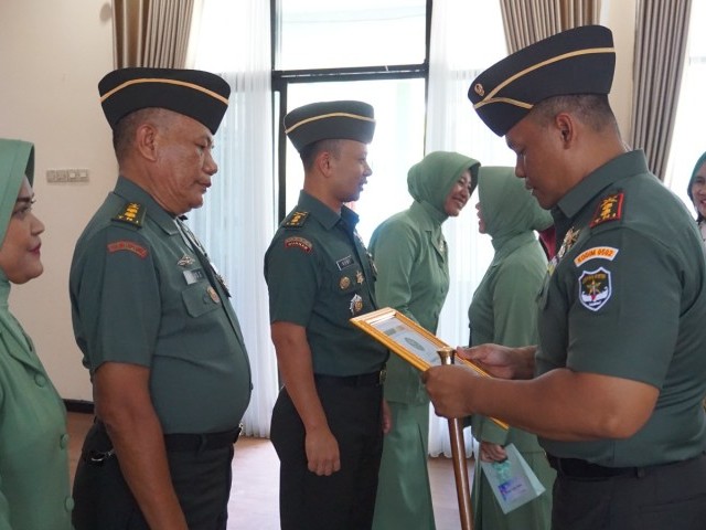 Dandim 0502/JU Pimpin Kegiatan Korp Raport Masuk Dan Pindah Satuan, Serta Purna Tugas Perwira
