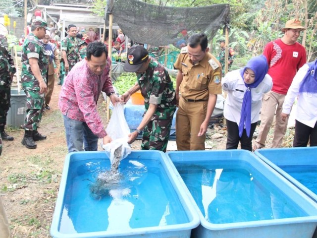 Membangun Potensi Wilayah, Kodim 0507/Bekasi Laksanakan Program Bakti Kemandirian Masyarakat