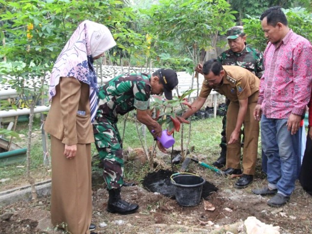 Upaya Lestarikan Lingkungan, Kodim 0507/Bekasi Menggelar Program Pembinaan Lingkungan Hidup