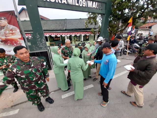 Koramil 09/Mauk Gelar Jumat Berkah