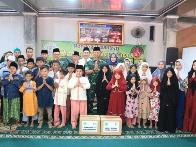 Jum'at Berkah Rutin, Korem 052/Wijayakrama Berikan Santunan Ke Panti Asuhan Yatim dan Dhuafa Al - Amanah Nusantara