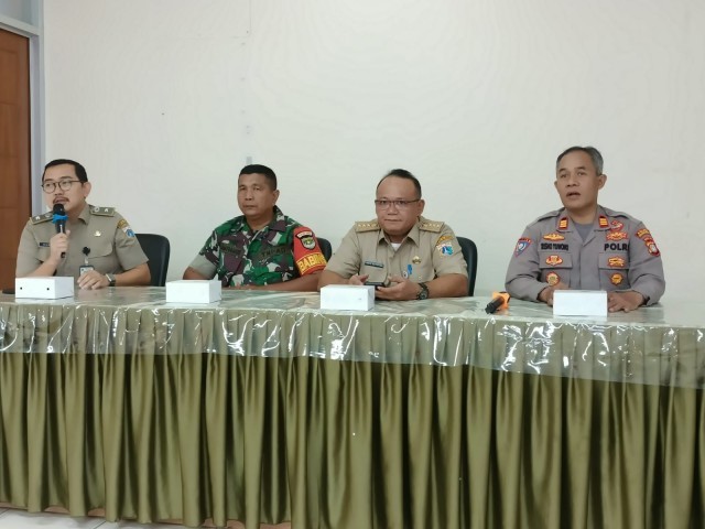 Babinsa Serda Koramil 01/Tamansari Hadiri Rapat Koordinasi Penertiban Bangunan Liar