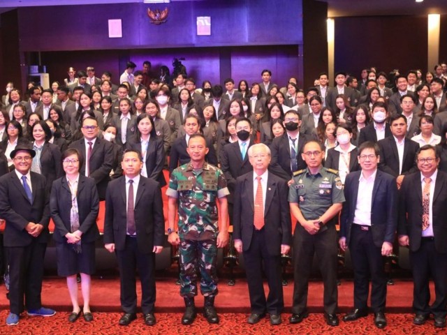 Danrem 052/Wijayakrama Memberikan Materi Kepemimpinan Kepada Mahasiswa Universitas Pelita Harapan