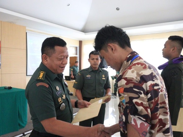 Kasrem 052/Wijayakrama Menutup Kegiatan Pembekalan Kader Terlatih Tingkat Korem 052/Wkr TA 2023
