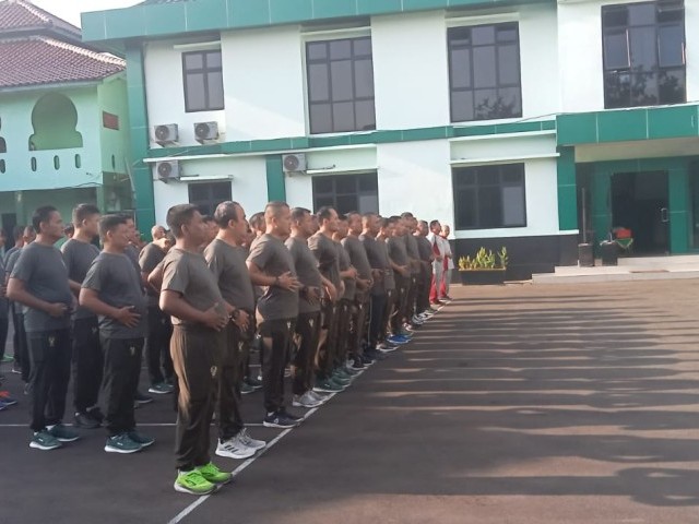 Pasi Ter Kodim 0506/Tgr Pimpin Apel Pagi dan Olahraga bersama