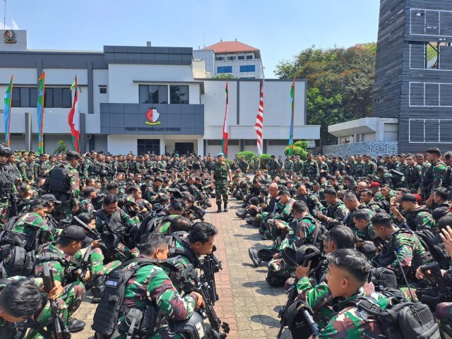 Prajurit Yonif 201/JY Mengikuti Apel Gelar Pasukan KTT AIS FORUM 2023