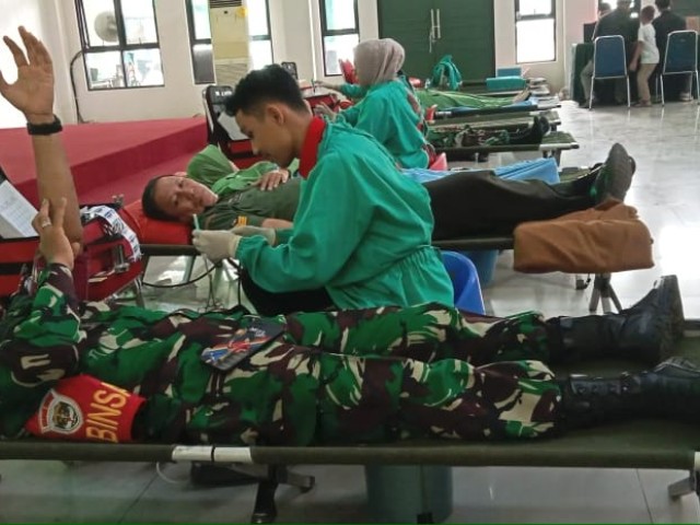 Peringati HUT Korem ke-25, Kodim 0506/Tangerang Gelar Donor Darah