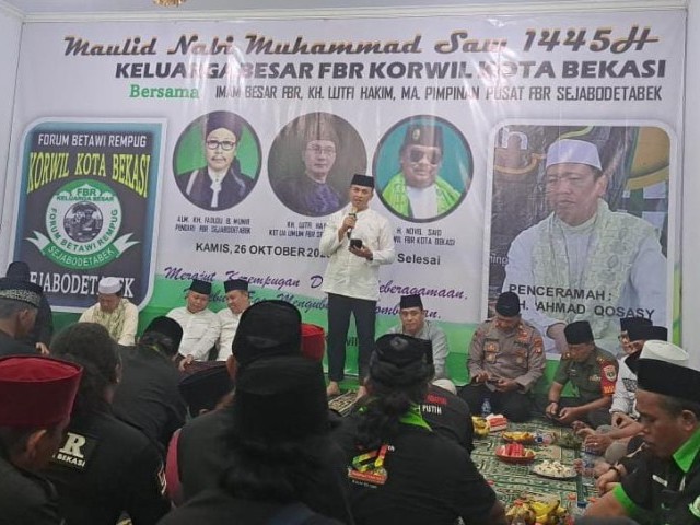 Dandim 0507/Bekasi Himbau Pemilu Damai dalam Acara Peringatan Maulid Nabi Muhammad SAW 1445 H di Sekretariat FBR Kota Bekasi