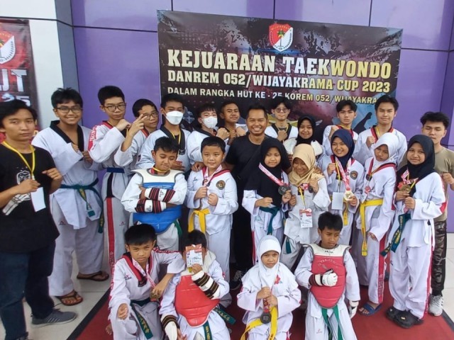 Taekwondo Binaan Koramil 14/Panongan Torehkan Prestasi Cemerlang