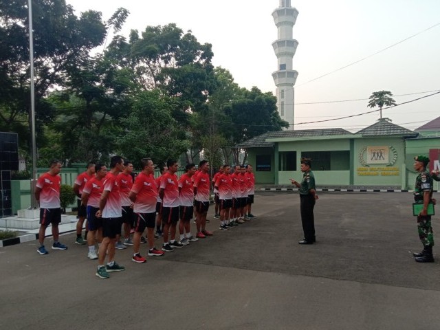 Jaga Kesehatan, Pasiter Kodim 0510/Tigaraksa Pimpin Apel Pagi Dan Olahraga Bersama