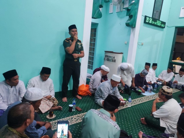 Memperingati Maulid Nabi Muhammad SAW, Danramil 02/Matraman Hadir Berikan Tausiah