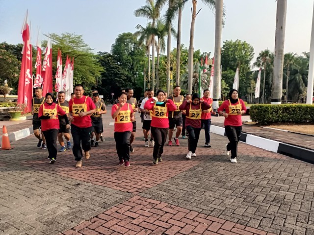 Stamina Terpelihara, Kodim 0505/JT Gelar Kesegaran Jasmani Periodik Semester 2