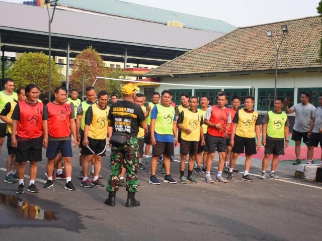 Ukur Kemampuan Fisik Prajurit, Kodim 0501/JP Menyelenggarakan Garjas Periodik Semester-II Tahun 2023