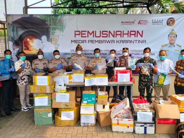 Kodim 0506/Tgr Hadir di Pemusnahan Bersama Badan Karantina Indonesia